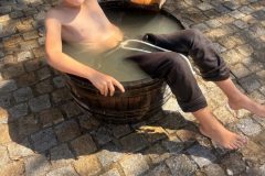 Mathi sucht Abkühlung