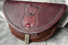 Gürteltasche mit Hirschkuh