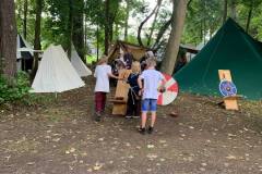 unserer Kinder "Steinschleuder-Stand"