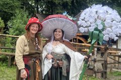 Liliana und ein Fliegenpilz