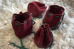 Lederbeutel rot-grün